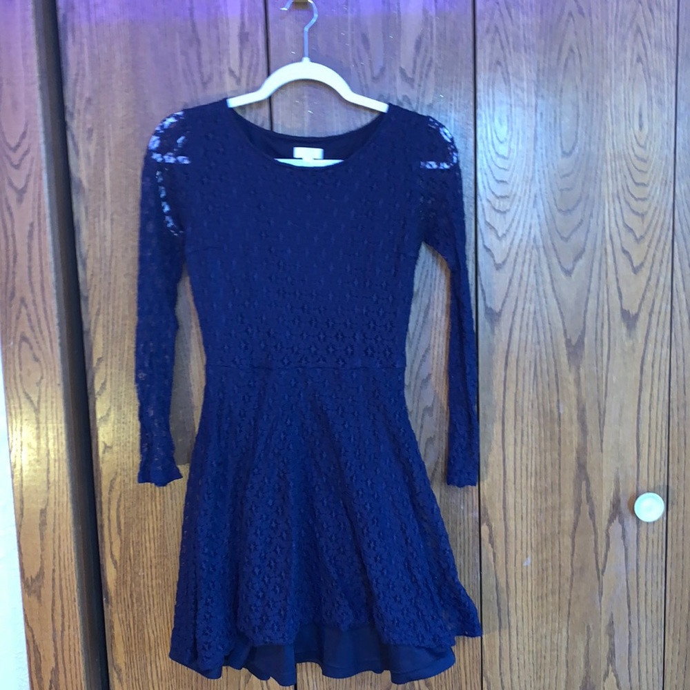 navy blue dress
